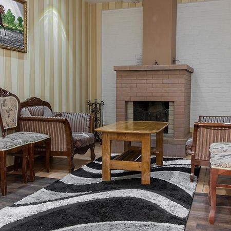 Nur M Hotel Tashkent Esterno foto