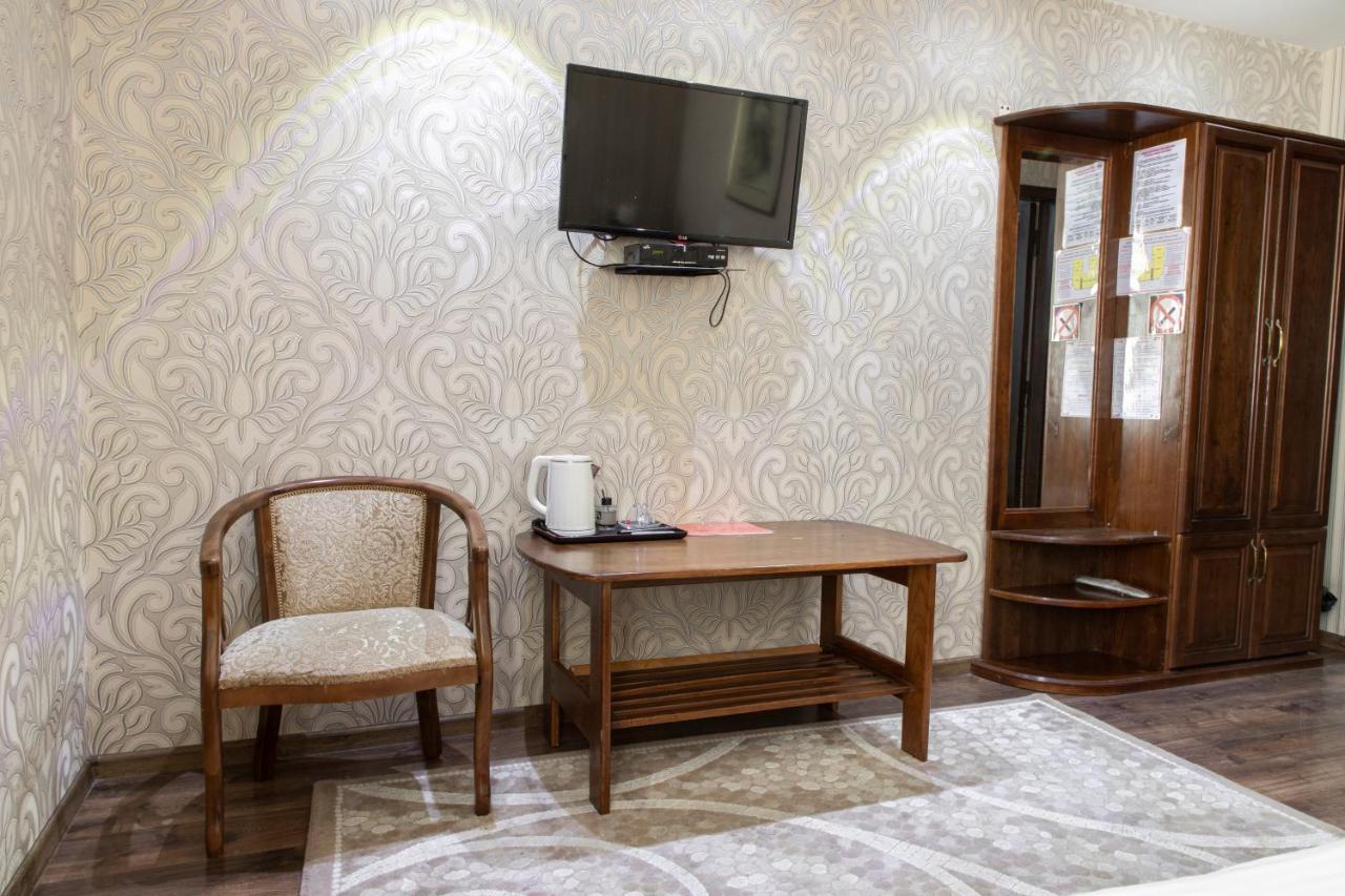 Nur M Hotel Tashkent Esterno foto